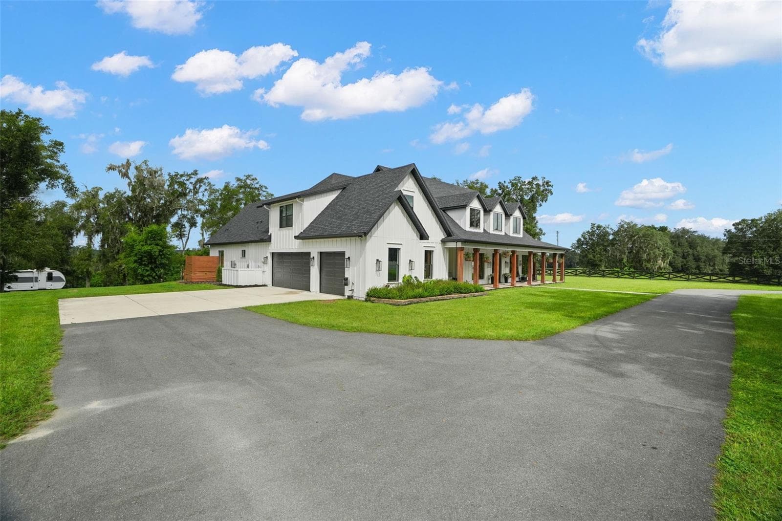 Single Family Residence at 27390 CHURCH RD, BROOKSVILLE, photo 87 of 96