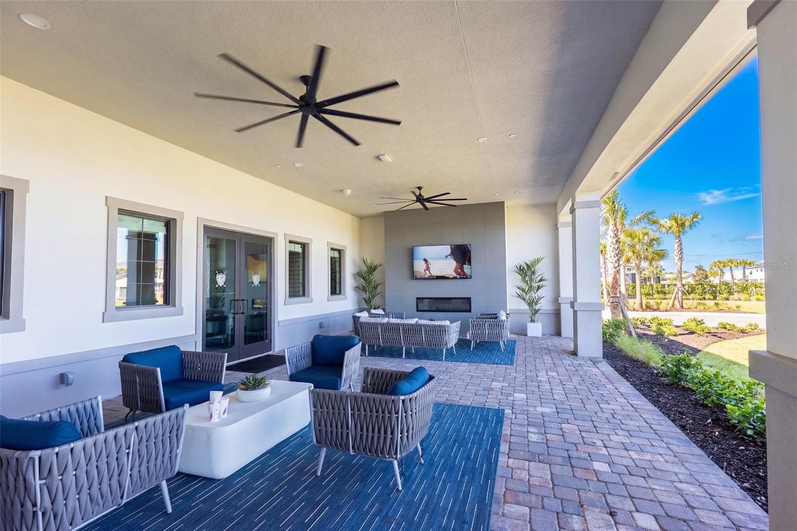 Heritage Landing Golf & Country Club Clubhouse Patio - 25228 KEYGRASS CT, PUNTA GORDA