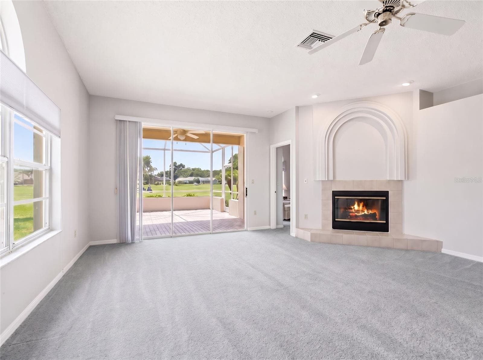 Living Room - 1063 DARTFORD DR, TARPON SPRINGS