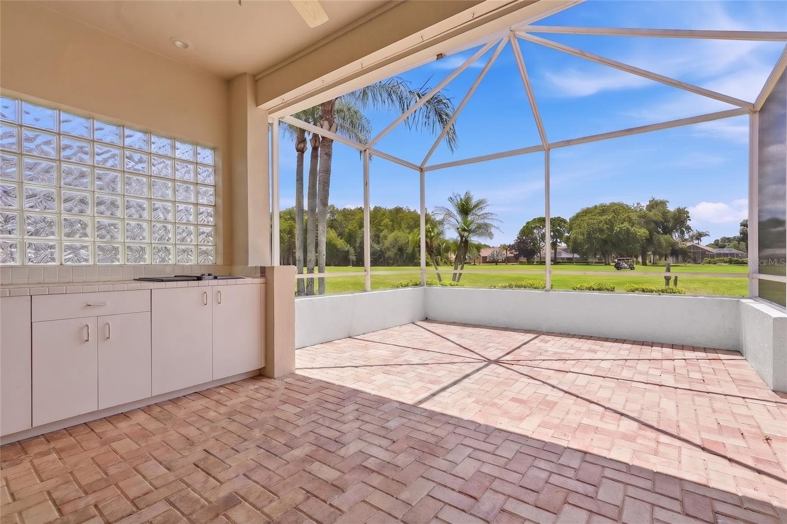 Lanai - 1063 DARTFORD DR, TARPON SPRINGS