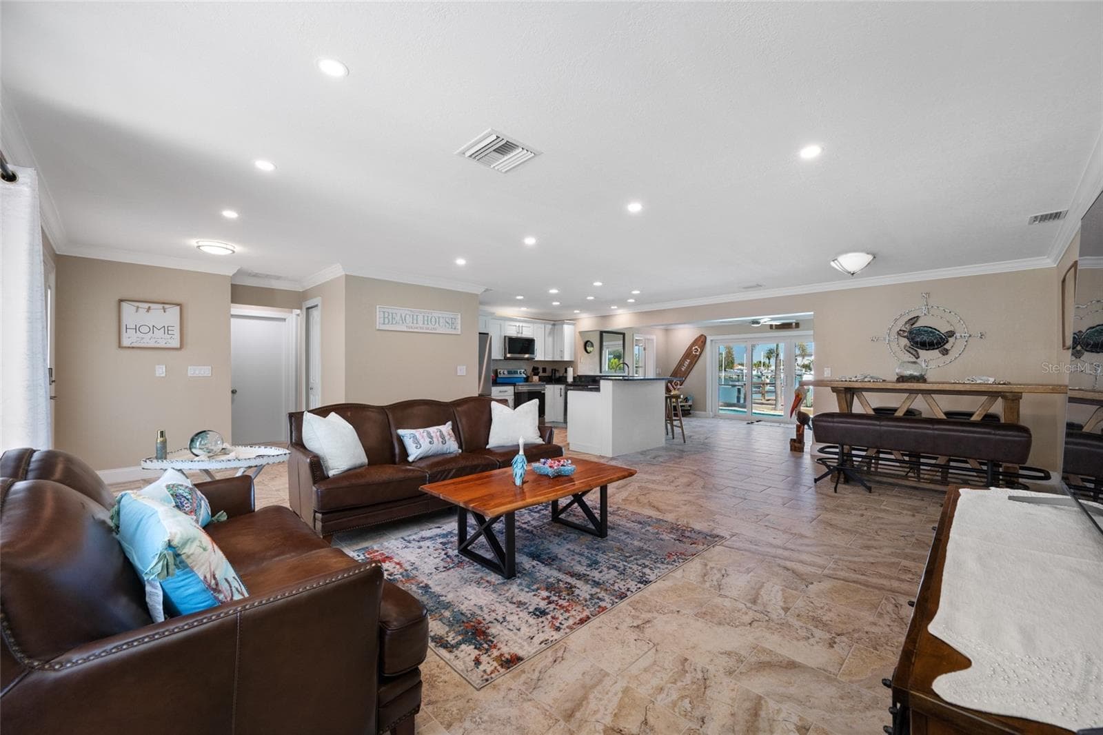 Single Family Residence at 17161 2ND ST E, NORTH REDINGTON BEACH, photo 9 of 48