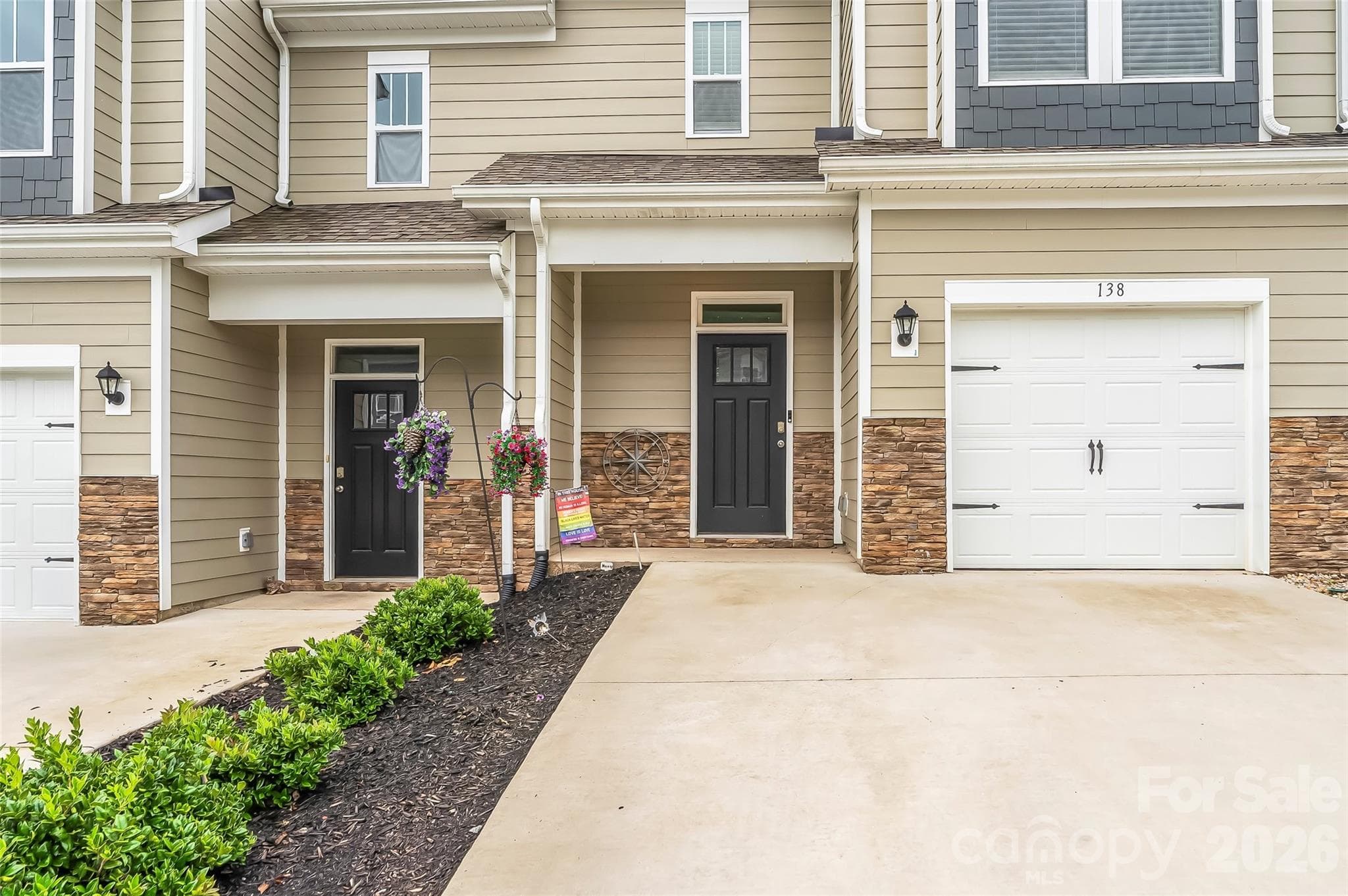 138 Creekview Road