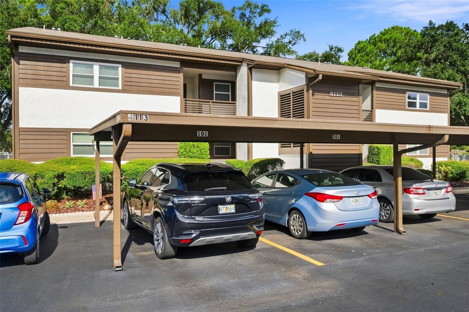 Condominium at 4113 PASSPORT LN #102, NEW PORT RICHEY, photo 3 of 56
