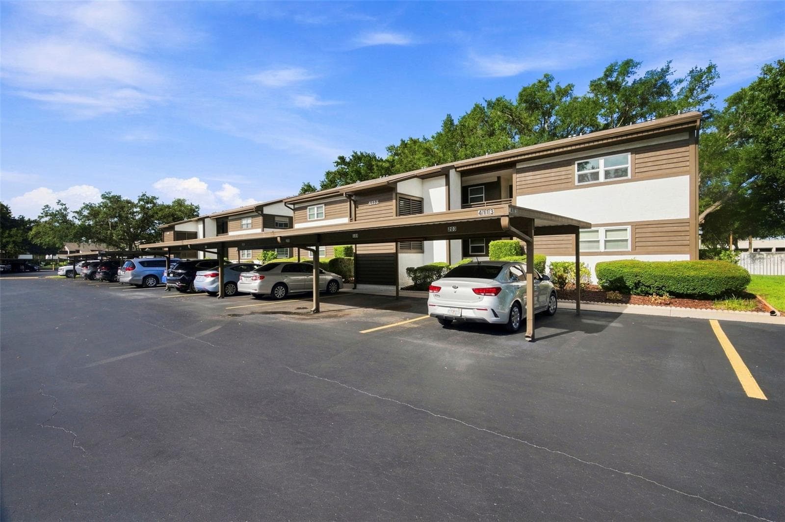 Condominium at 4113 PASSPORT LN #102, NEW PORT RICHEY, photo 4 of 56