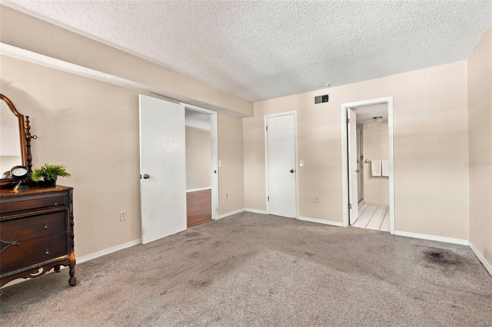 Condominium at 4113 PASSPORT LN #102, NEW PORT RICHEY, photo 26 of 56