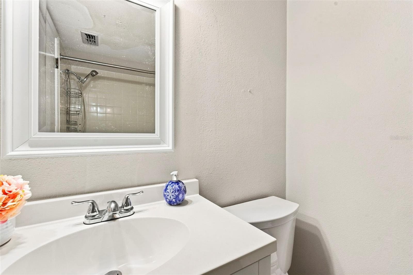 Condominium at 4113 PASSPORT LN #102, NEW PORT RICHEY, photo 36 of 56