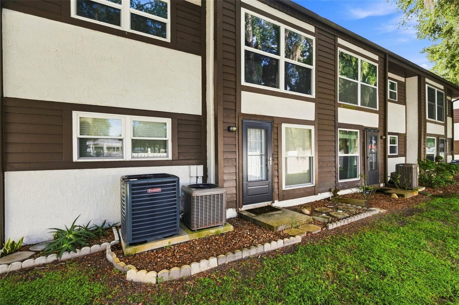 Condominium at 4113 PASSPORT LN #102, NEW PORT RICHEY, photo 40 of 56