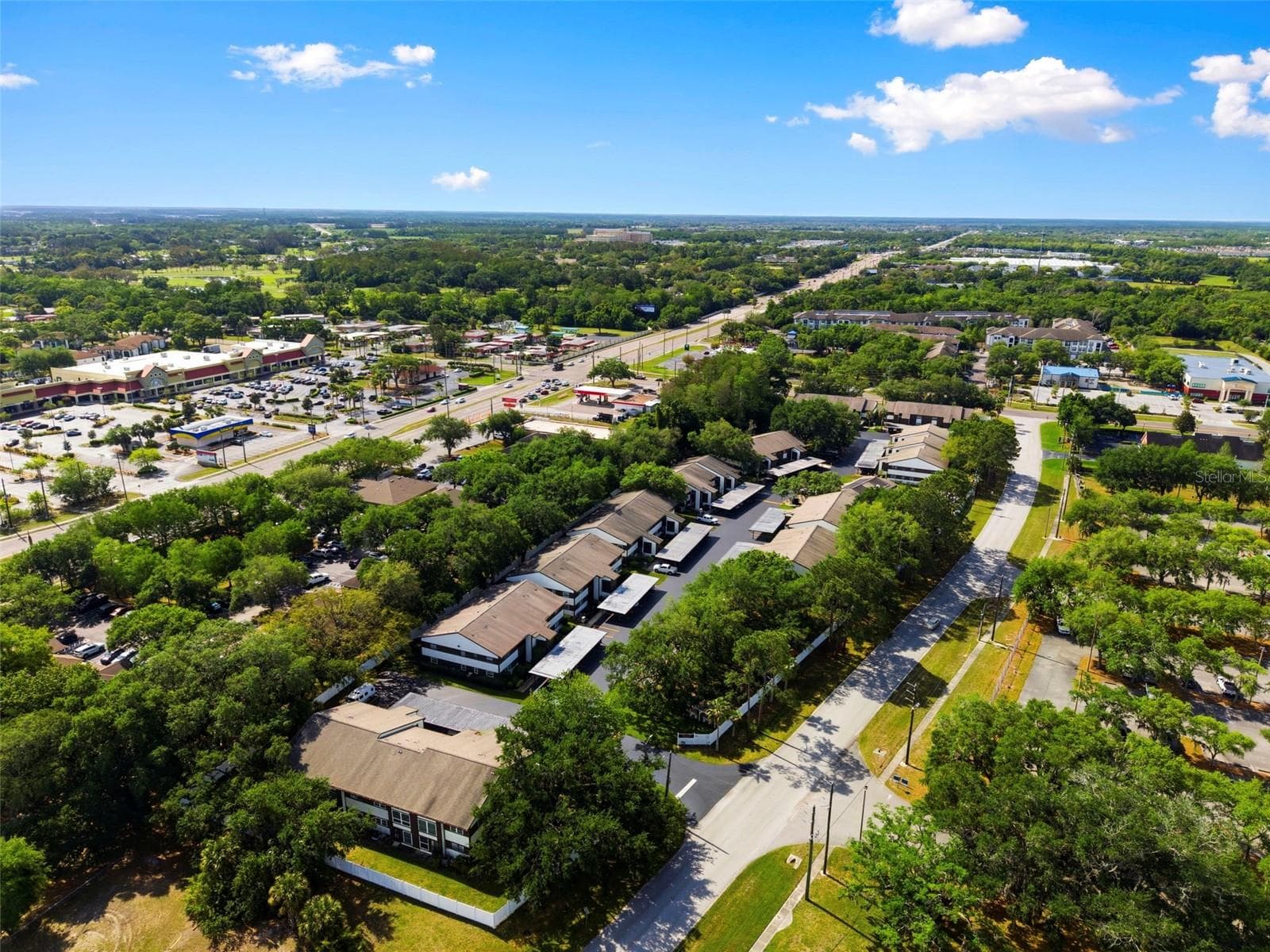 Condominium at 4113 PASSPORT LN #102, NEW PORT RICHEY, photo 53 of 56