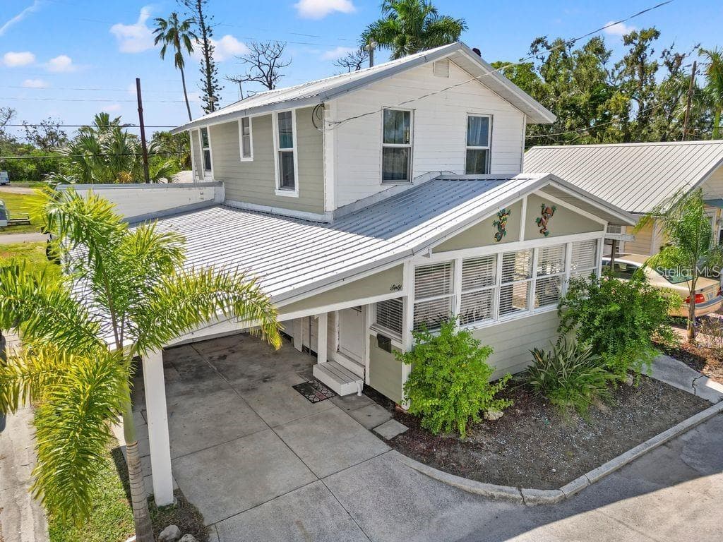 60 BRADEN CASTLE DR