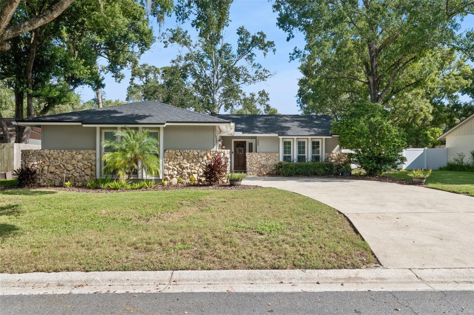 167 HOLDERNESS DR