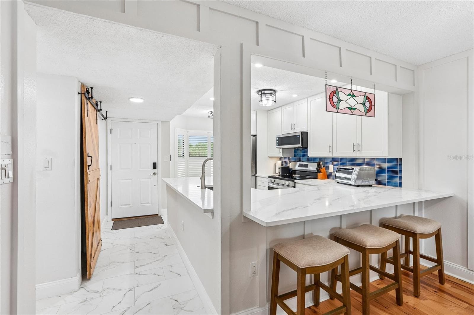 Condominium at 1332 PASADENA AVE S #207, SOUTH PASADENA, photo 9 of 71