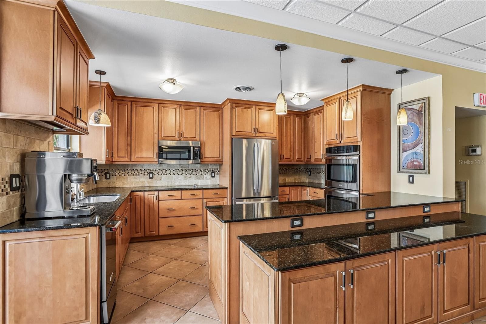 Condominium at 1332 PASADENA AVE S #207, SOUTH PASADENA, photo 45 of 71