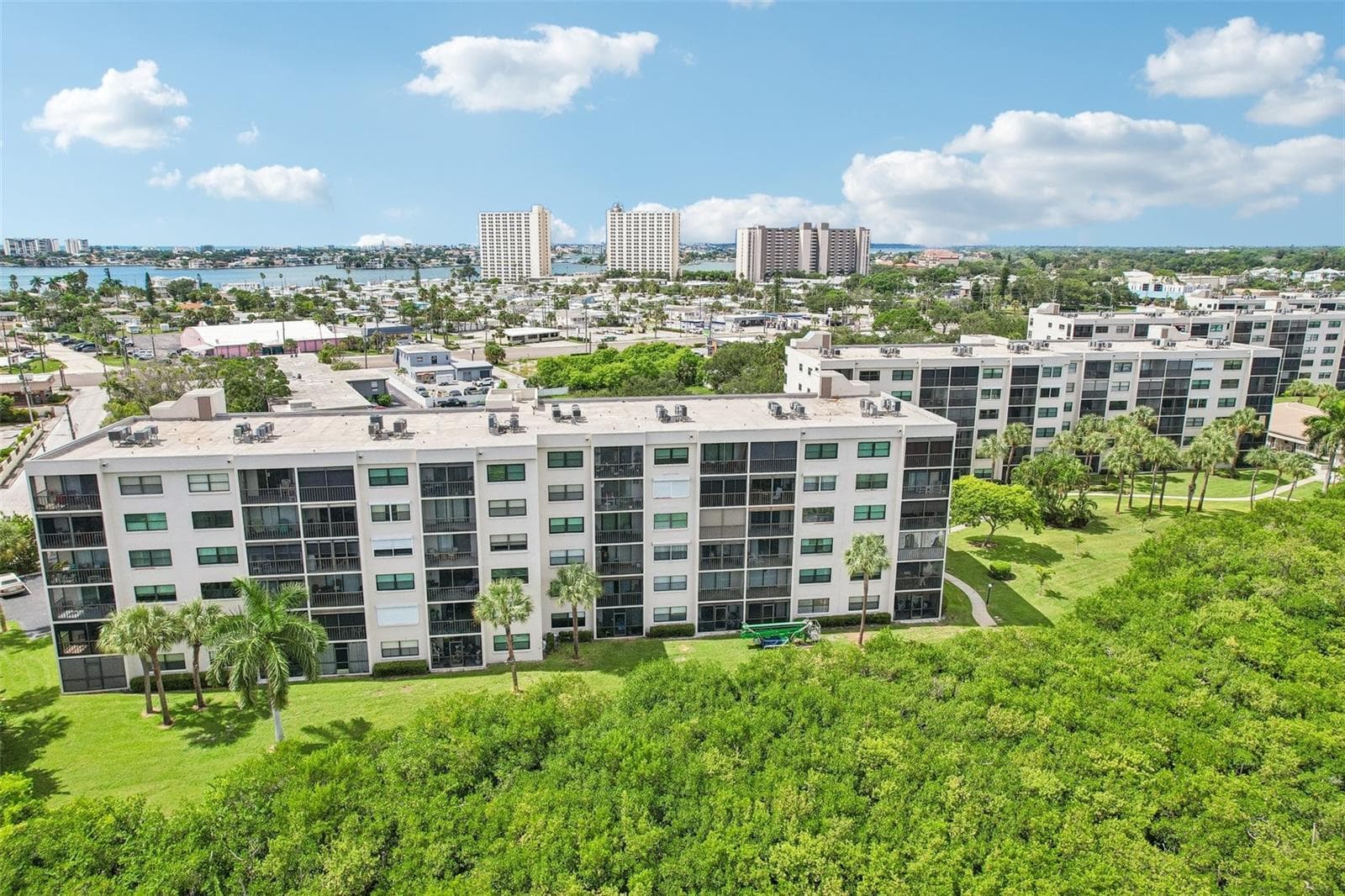 Condominium at 1332 PASADENA AVE S #207, SOUTH PASADENA, photo 64 of 71