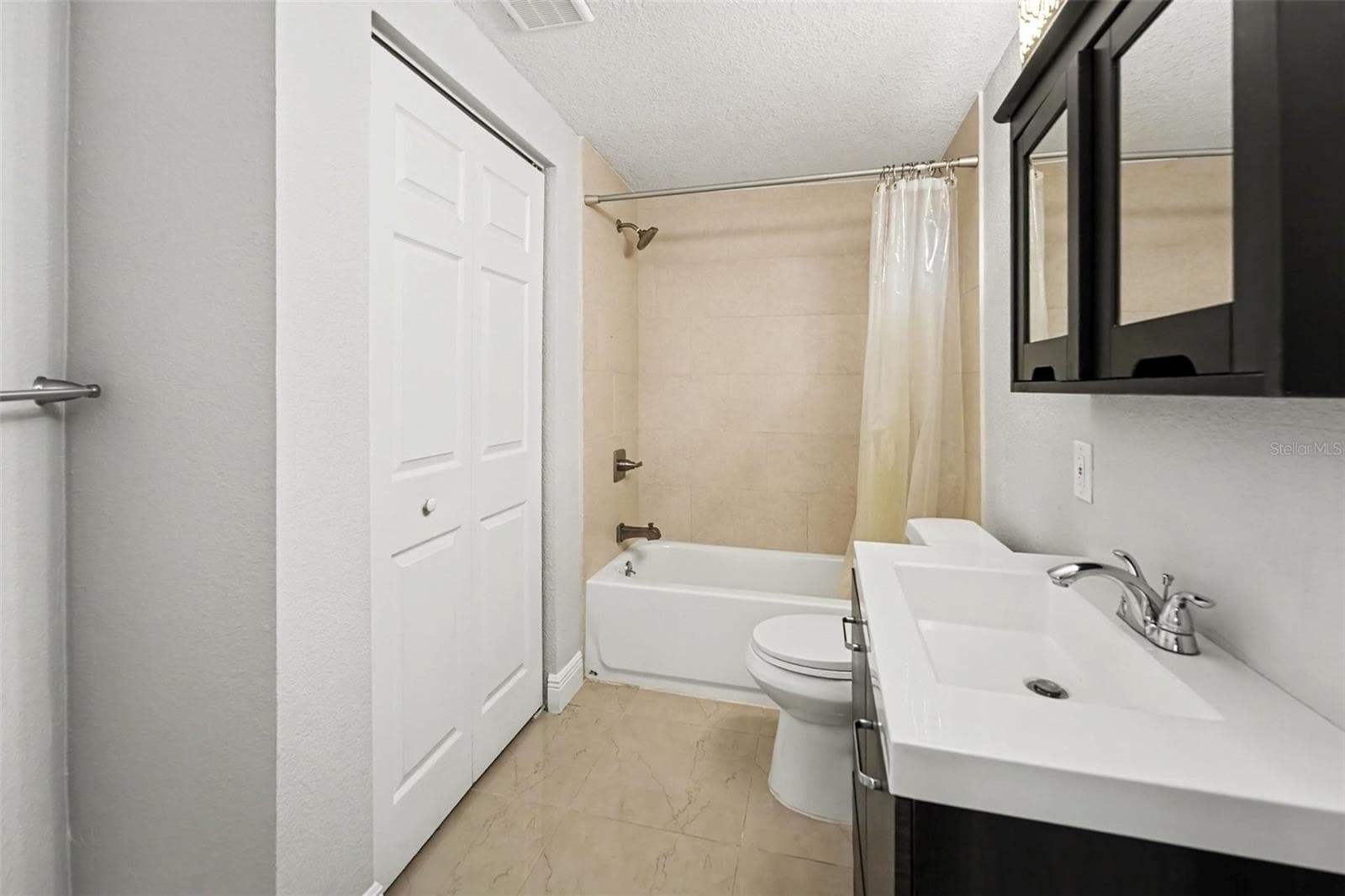Single Family Residence at 8911 113TH ST, SEMINOLE, photo 12 of 26