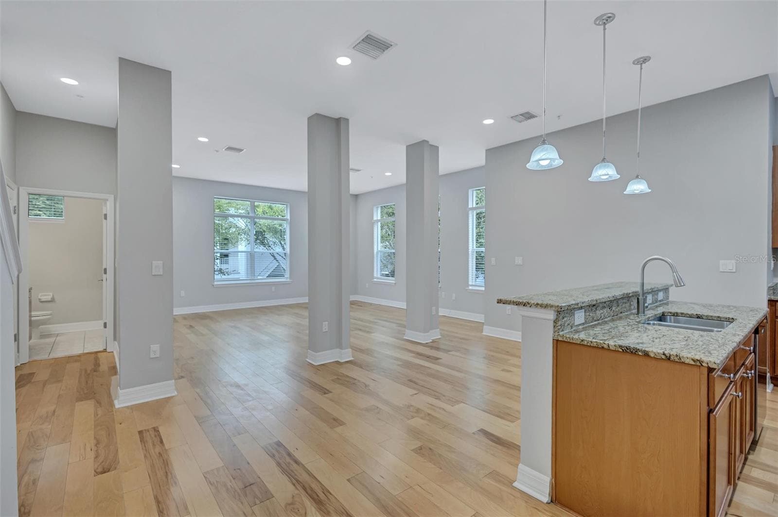Townhouse at 4512 BAY SPRING CT, TAMPA, photo 15 of 45