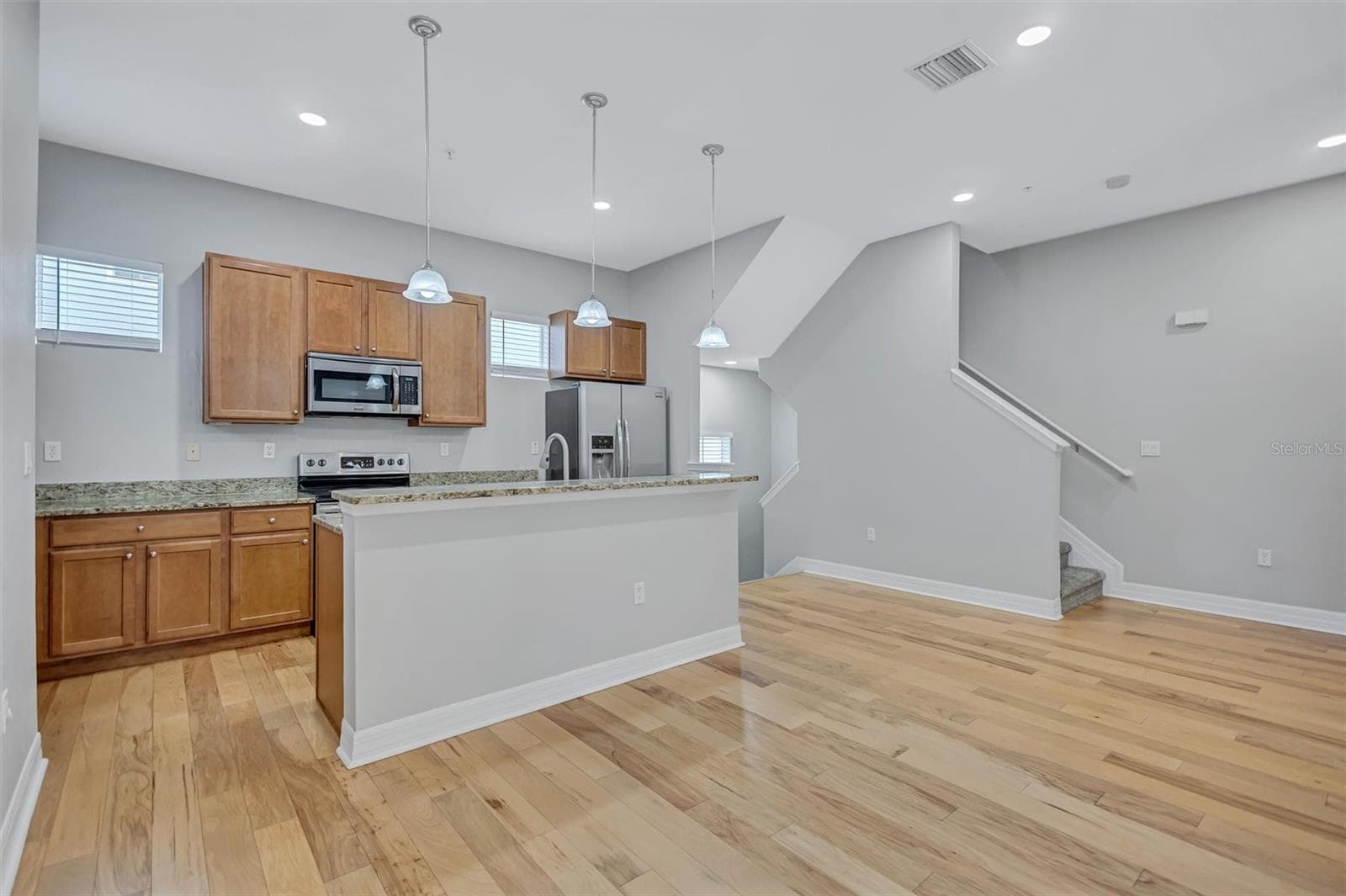 Townhouse at 4512 BAY SPRING CT, TAMPA, photo 18 of 45