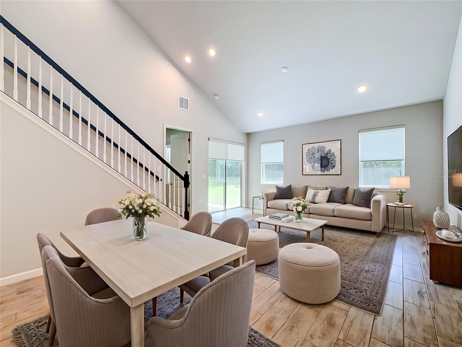 Virtually Staged - 5517 COACHWOOD CV, BRADENTON