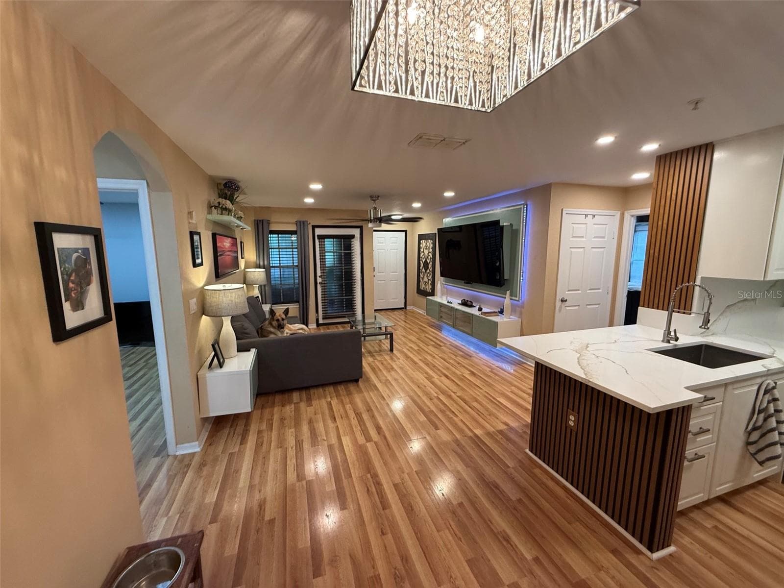 Condominium at 8809 MANOR LOOP #101, LAKEWOOD RANCH, photo 11 of 48