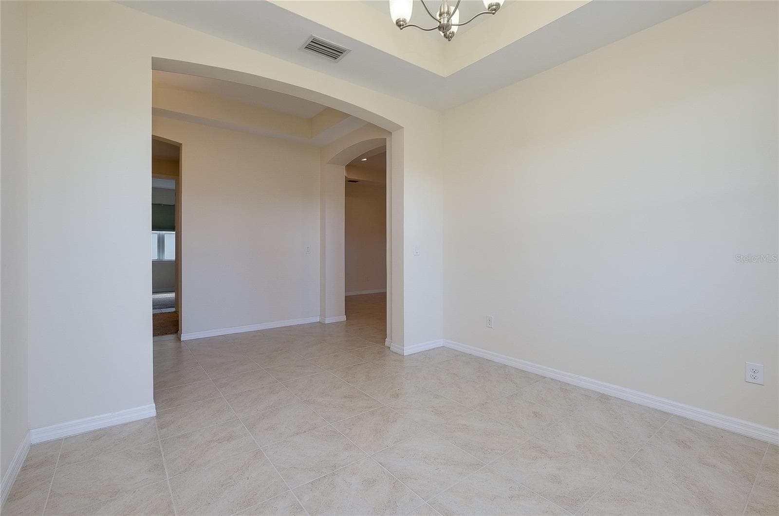 Single Family Residence at 11535 BLACKFIN ST, VENICE, photo 34 of 89