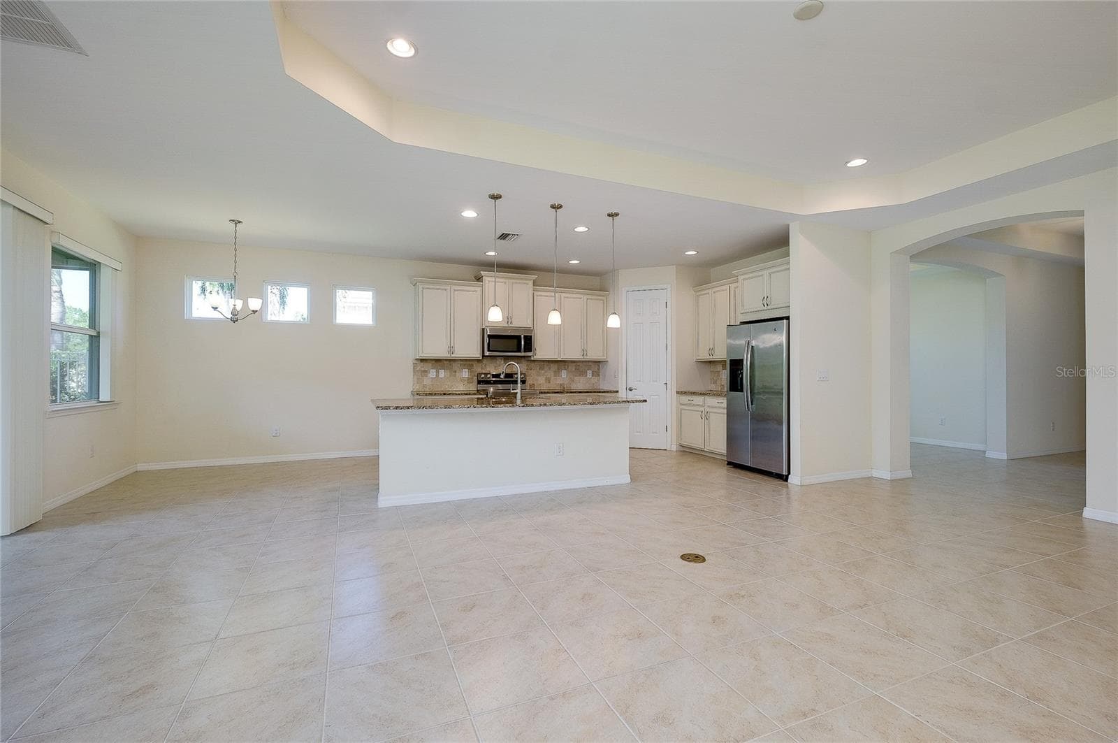 Single Family Residence at 11535 BLACKFIN ST, VENICE, photo 39 of 89