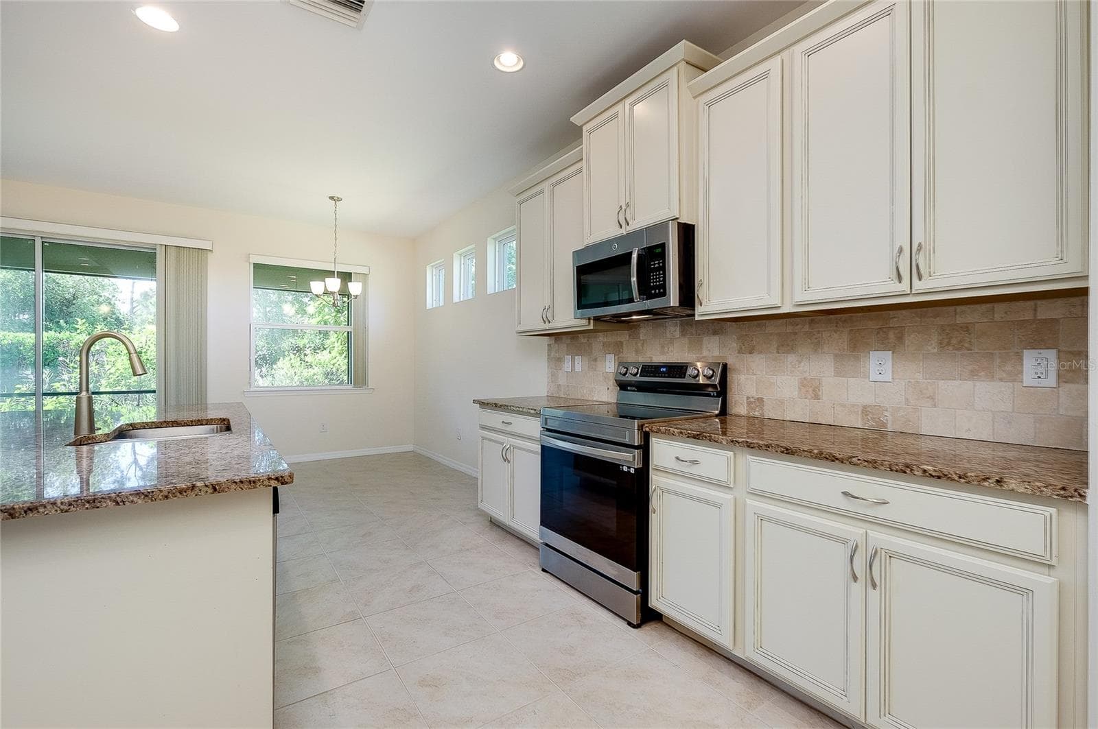 Single Family Residence at 11535 BLACKFIN ST, VENICE, photo 52 of 89