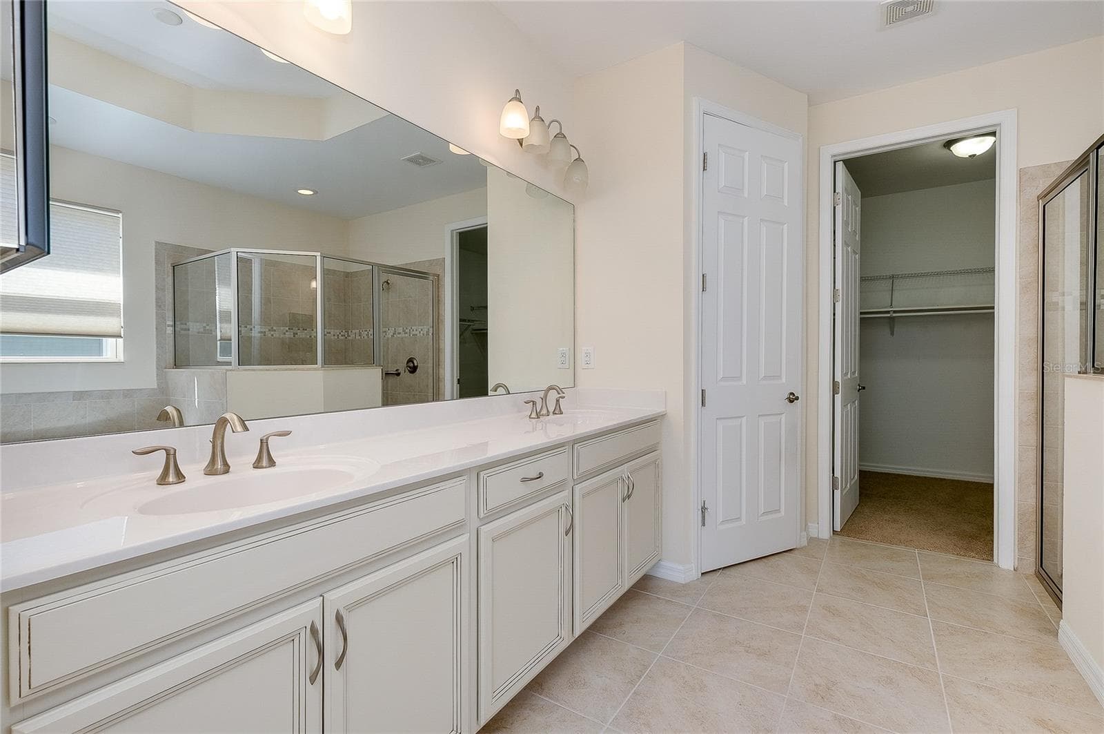 Single Family Residence at 11535 BLACKFIN ST, VENICE, photo 63 of 89