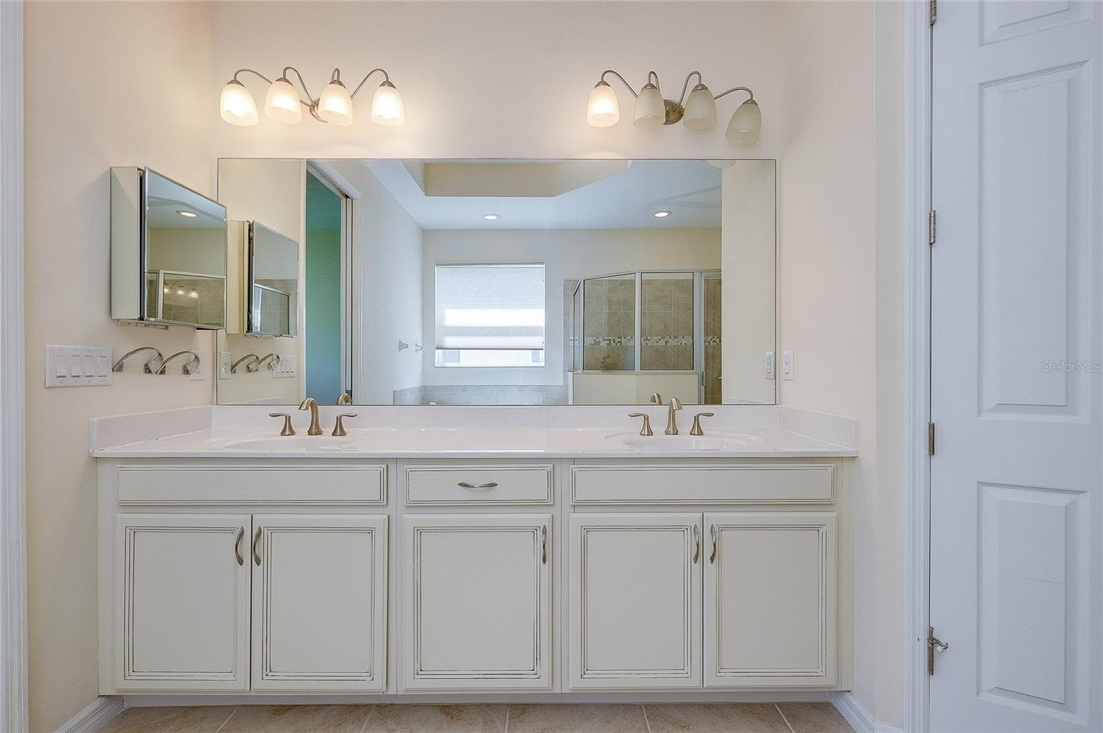 Single Family Residence at 11535 BLACKFIN ST, VENICE, photo 69 of 89