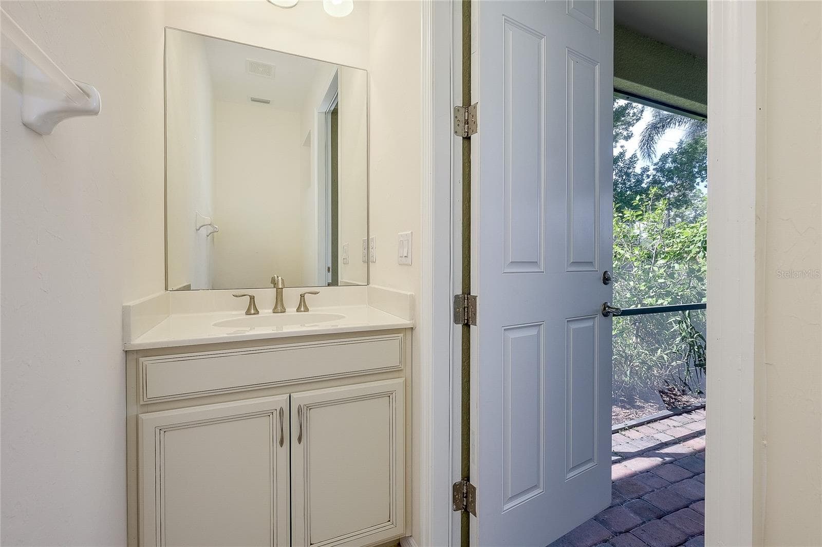 Single Family Residence at 11535 BLACKFIN ST, VENICE, photo 79 of 89