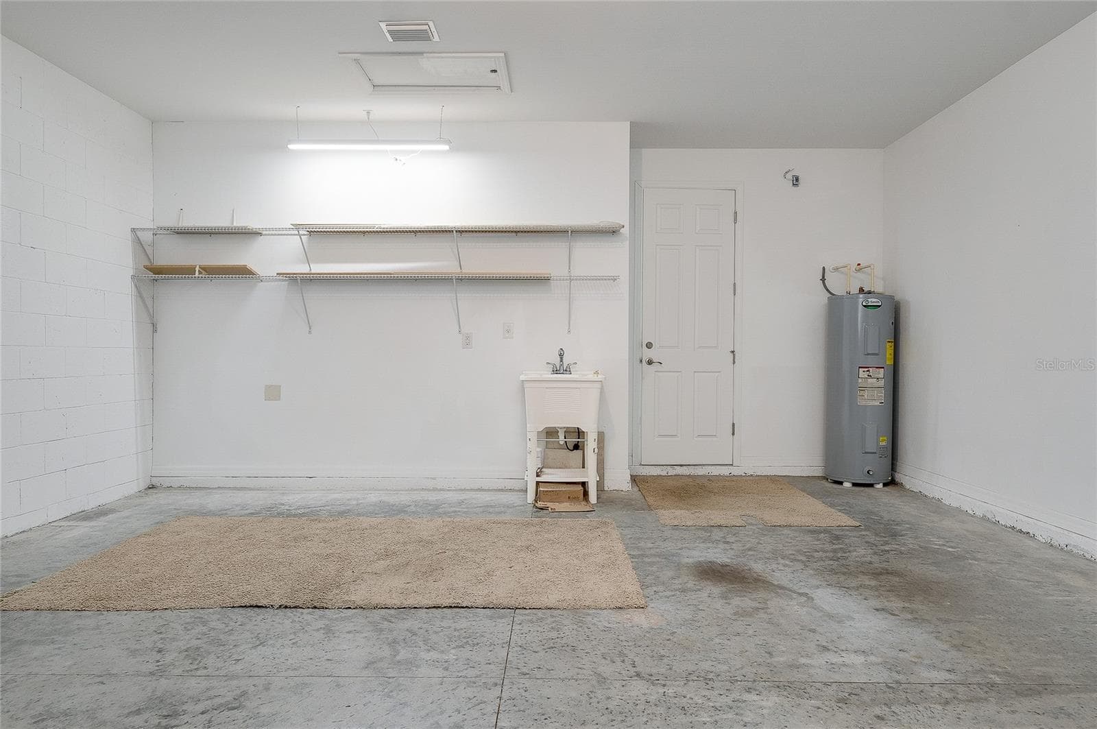 Single Family Residence at 11535 BLACKFIN ST, VENICE, photo 82 of 89