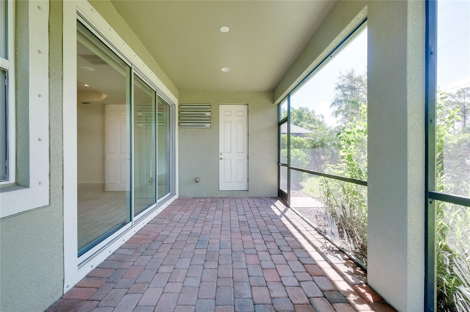 Single Family Residence at 11535 BLACKFIN ST, VENICE, photo 85 of 89