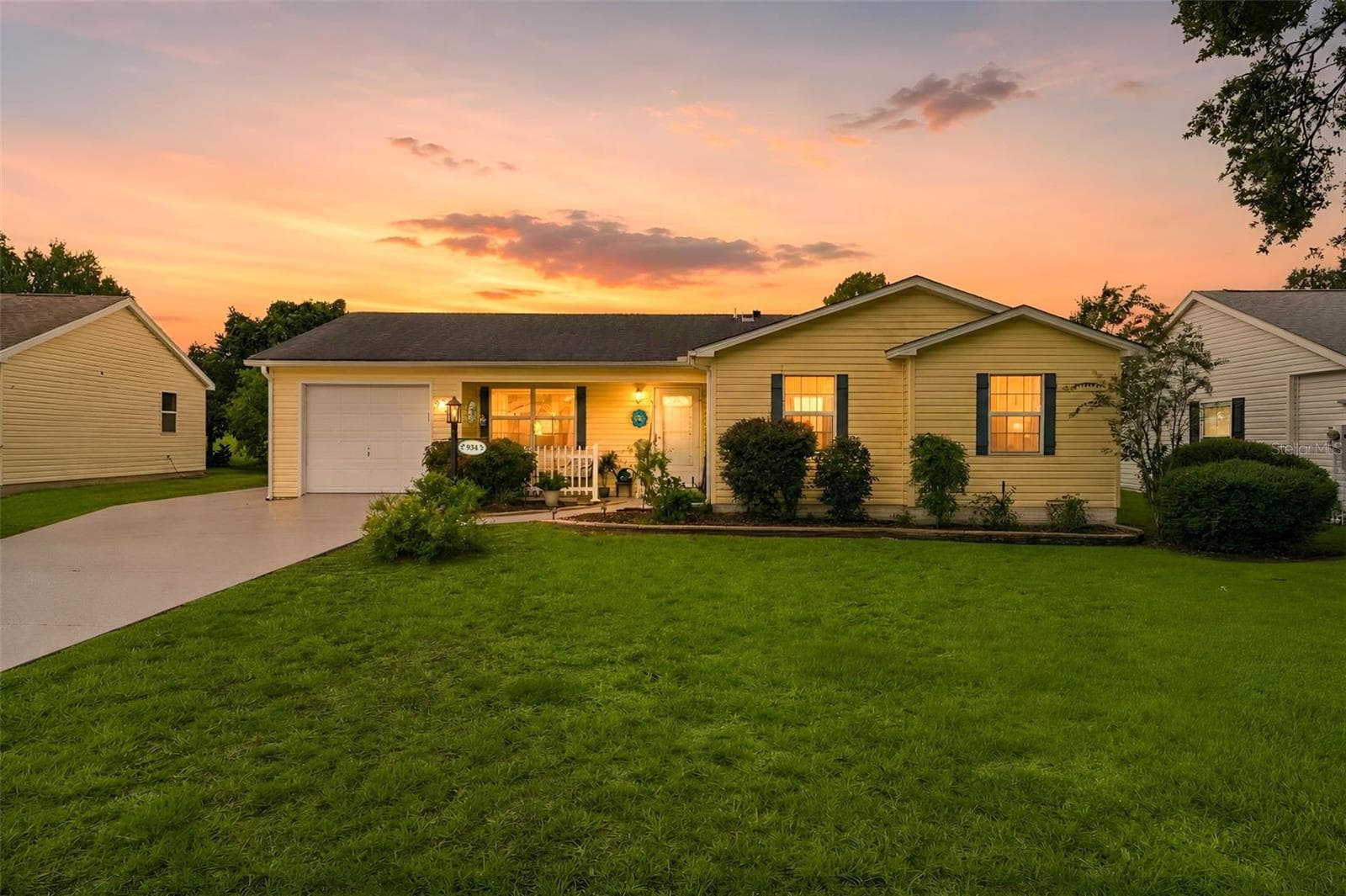Single Family Residence at 934 ORCHID ST, THE VILLAGES, photo 3 of 58