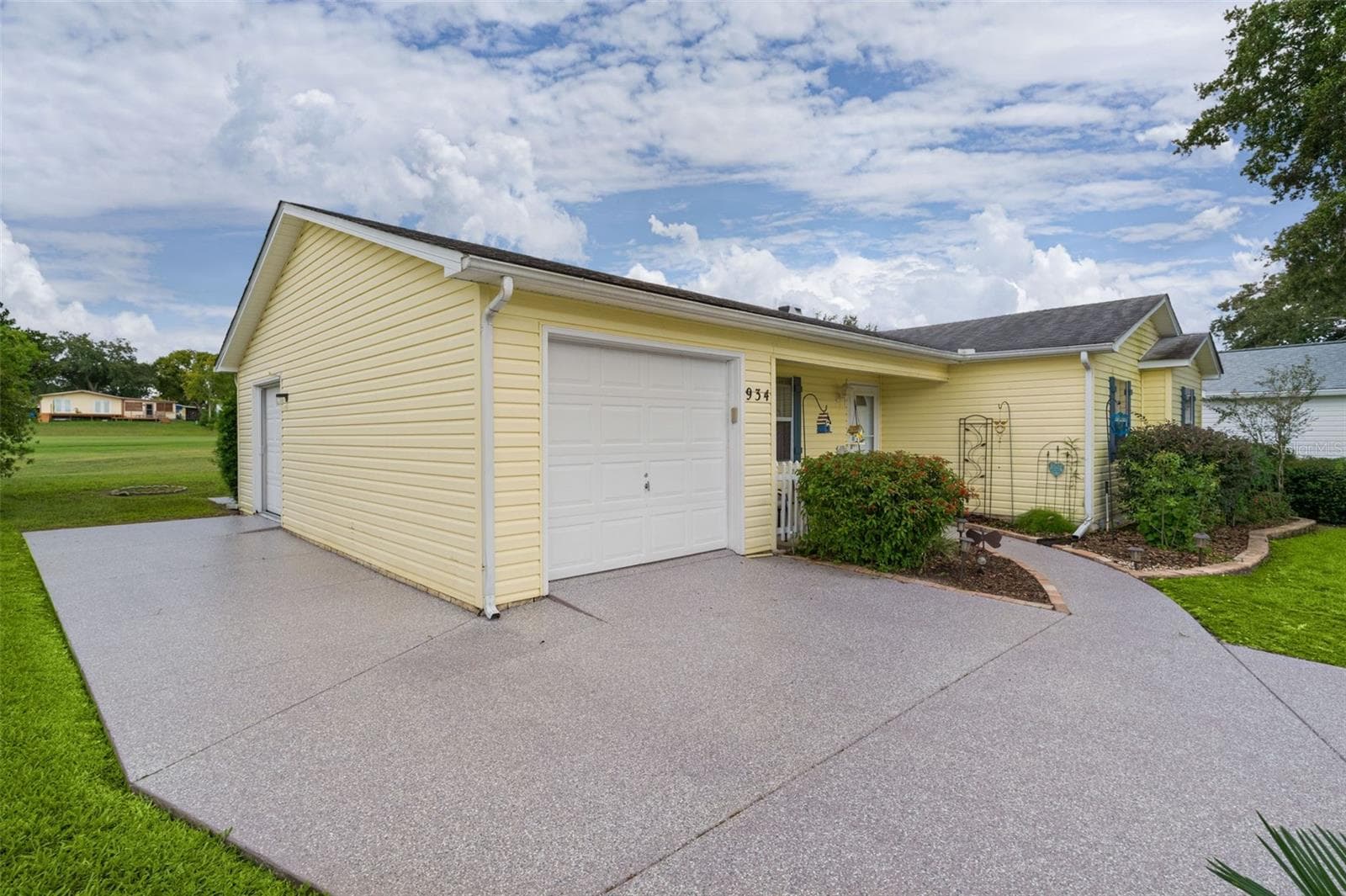 Single Family Residence at 934 ORCHID ST, THE VILLAGES, photo 7 of 58