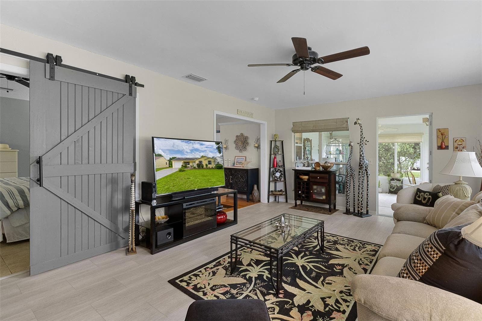 Single Family Residence at 934 ORCHID ST, THE VILLAGES, photo 15 of 58