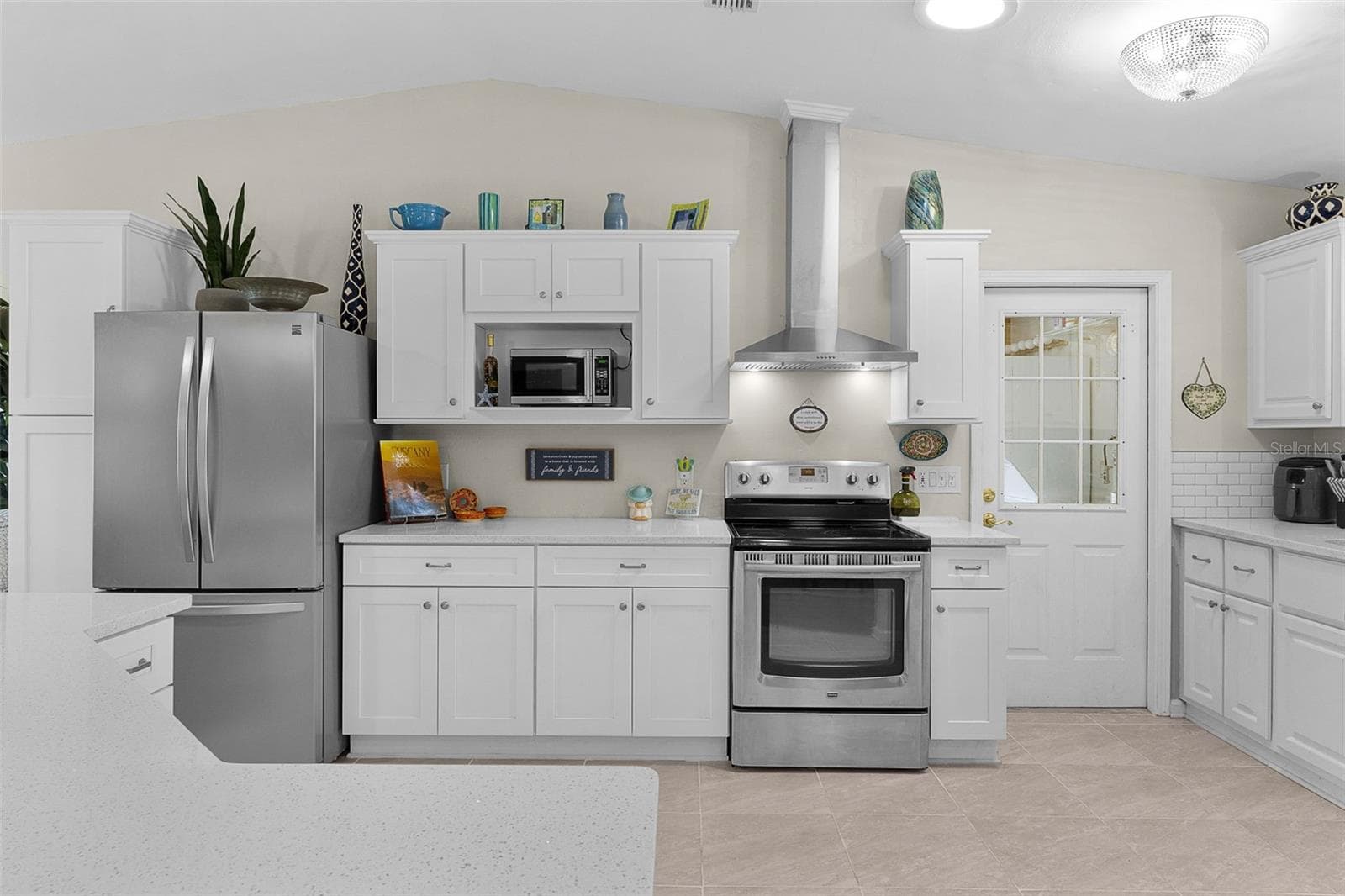 Single Family Residence at 934 ORCHID ST, THE VILLAGES, photo 21 of 58