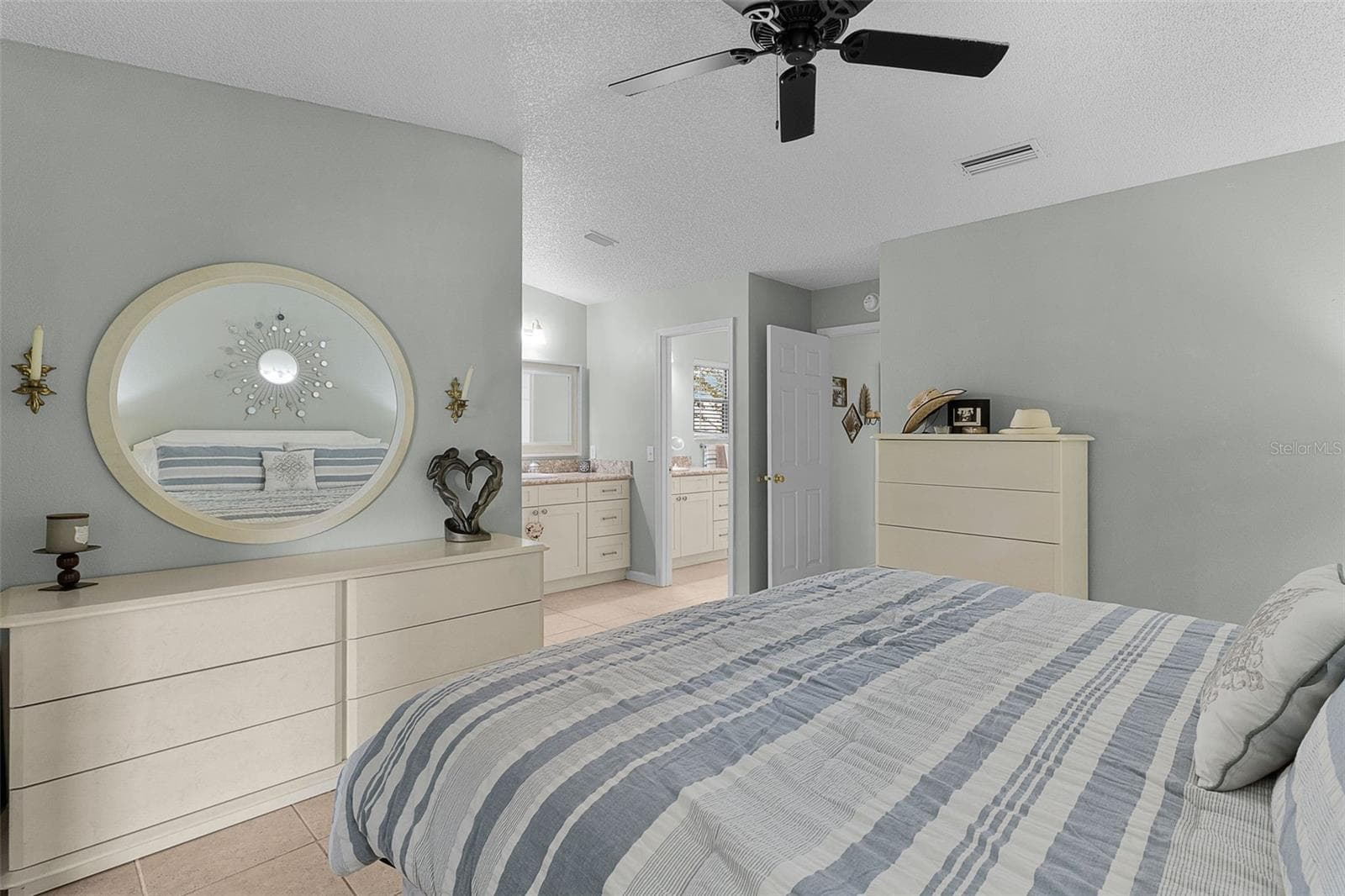 Single Family Residence at 934 ORCHID ST, THE VILLAGES, photo 27 of 58