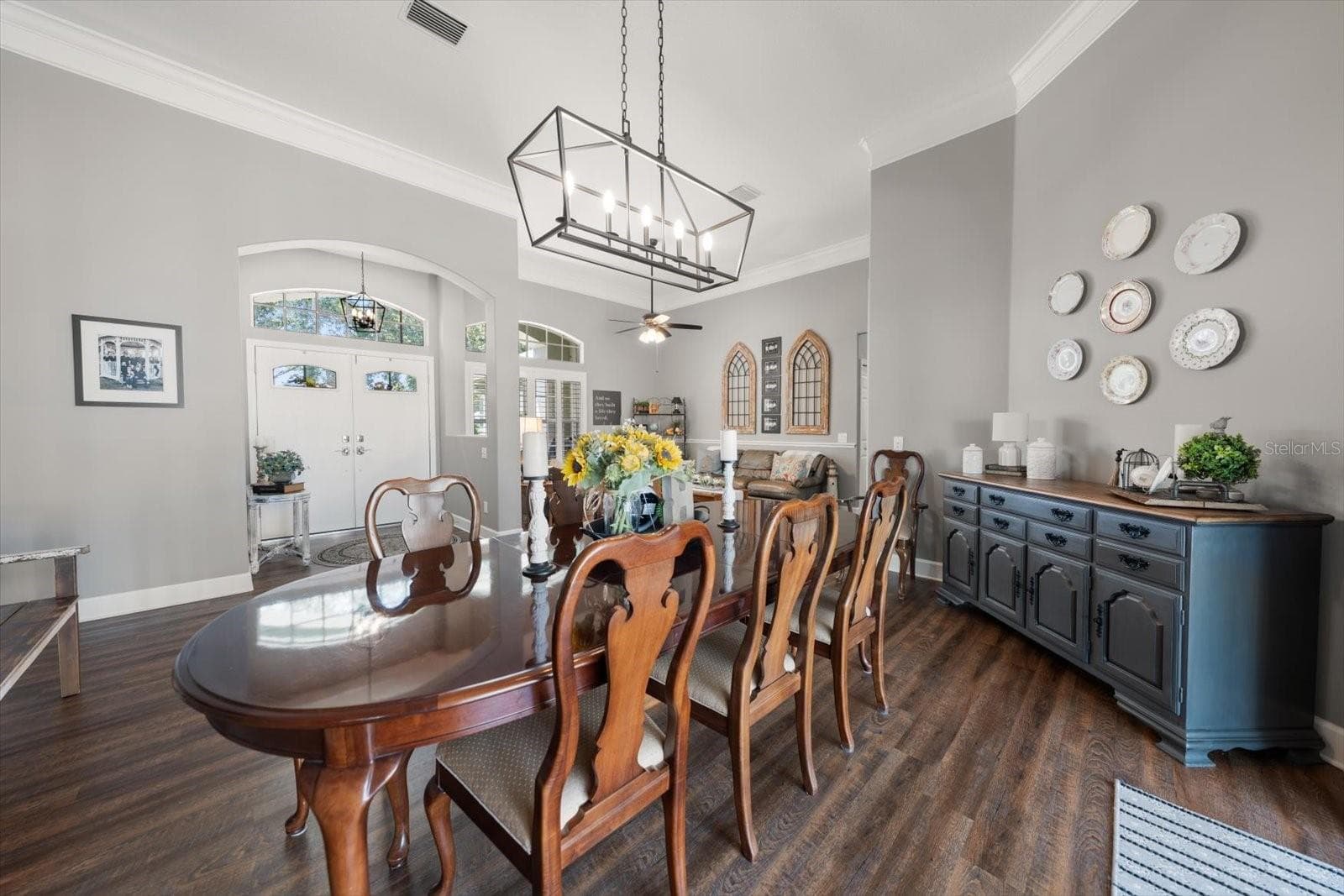 Single Family Residence at 2105 BOOT LAKE CIR, TAMPA, photo 6 of 39