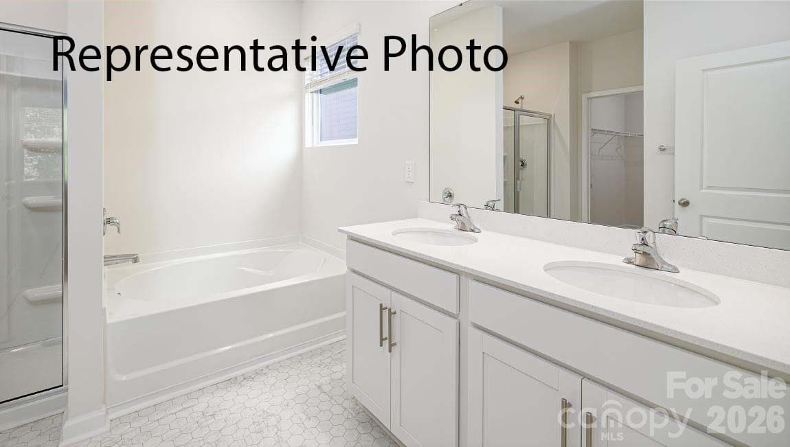 Single Family Residence at 3617 Honey Locust Lane, Gastonia, photo 12 of 22
