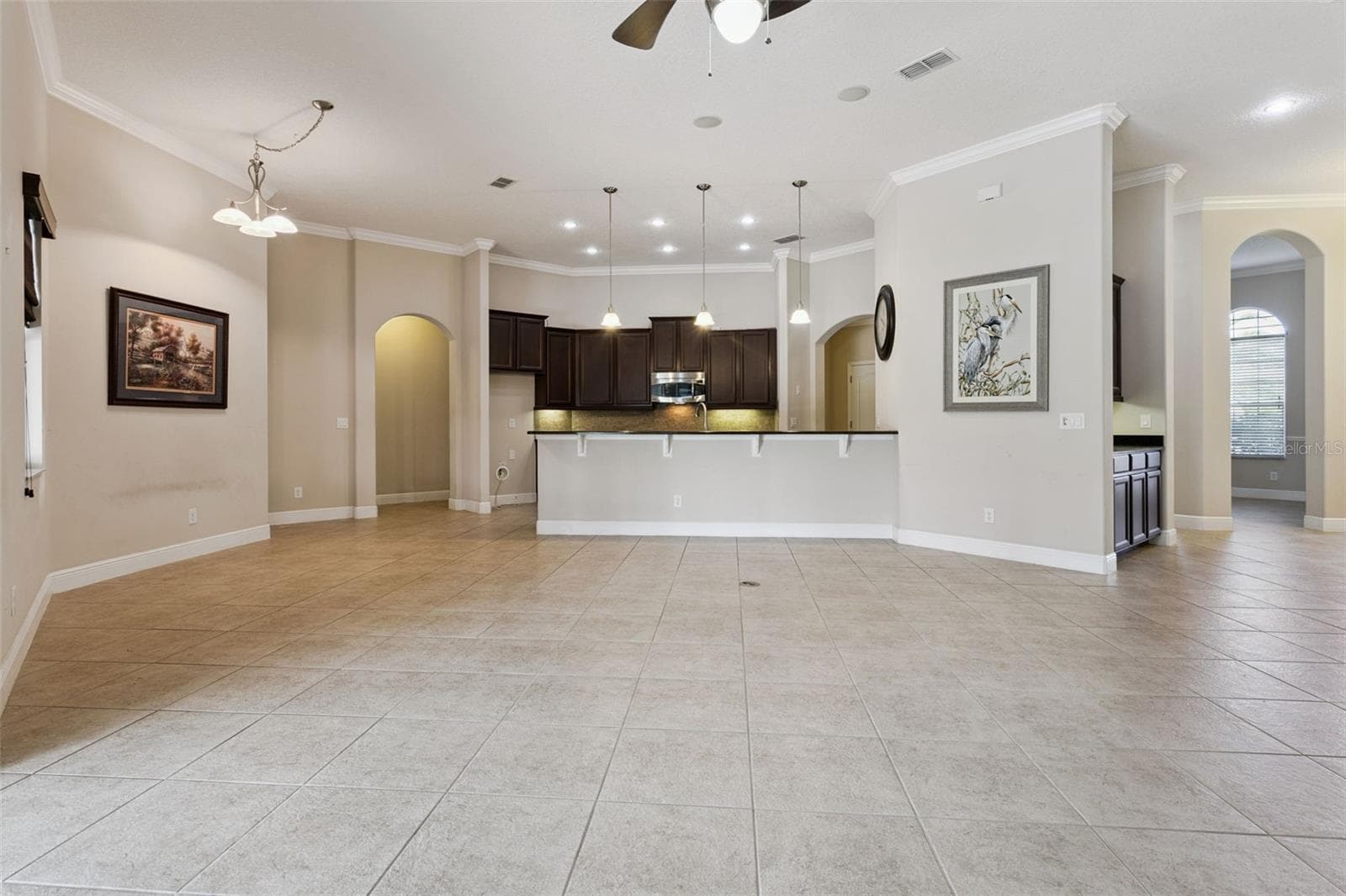 Single Family Residence at 3065 MURANO CT, MOUNT DORA, photo 7 of 47