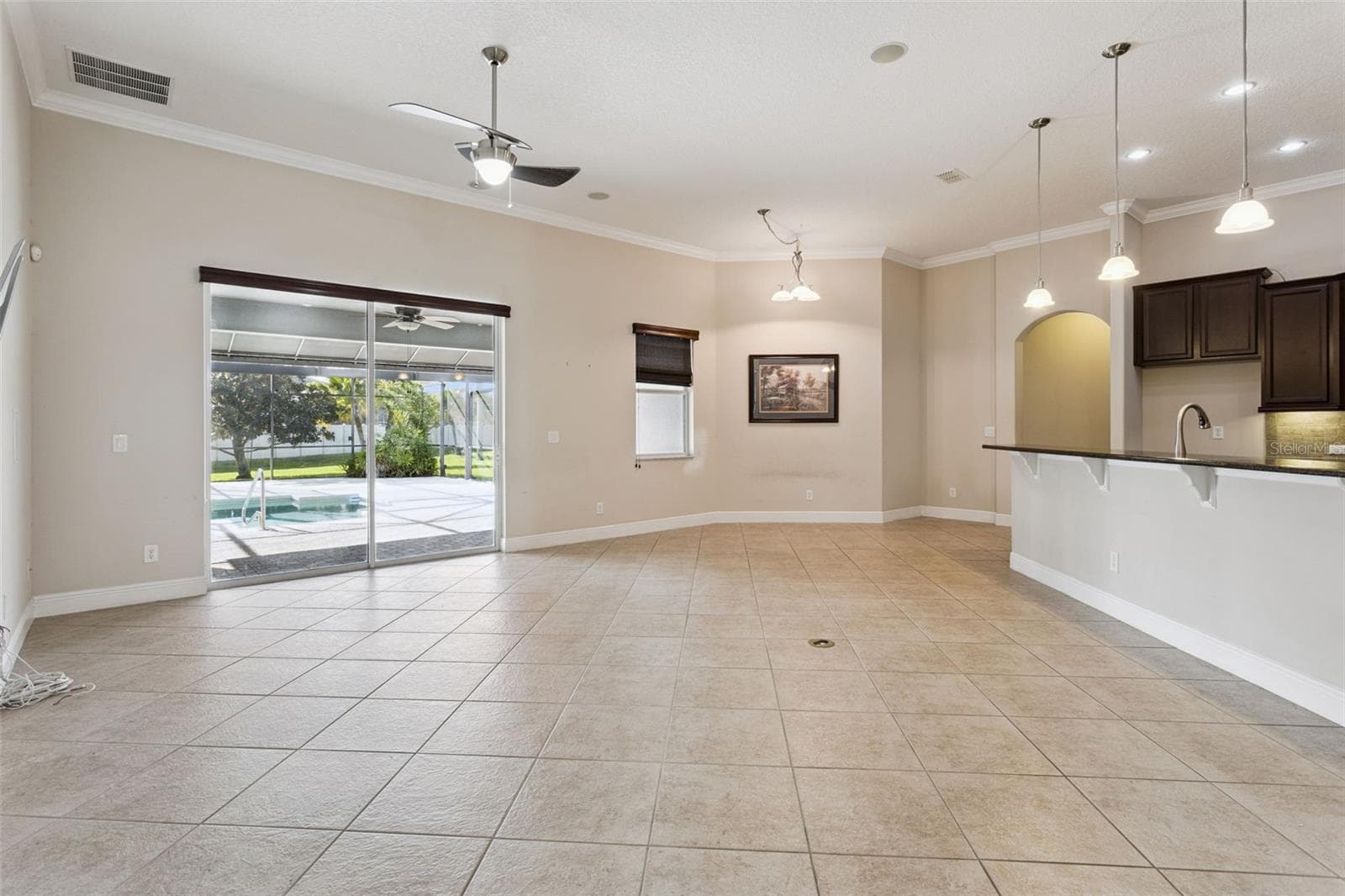 Single Family Residence at 3065 MURANO CT, MOUNT DORA, photo 8 of 47