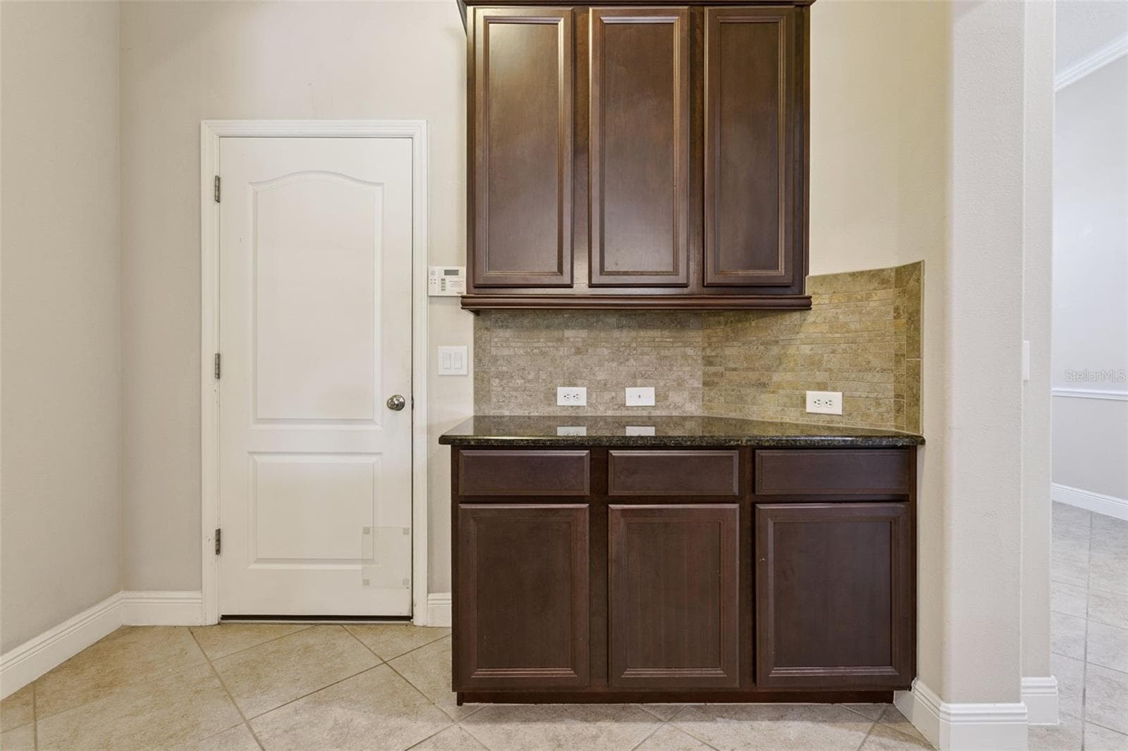 Single Family Residence at 3065 MURANO CT, MOUNT DORA, photo 11 of 47