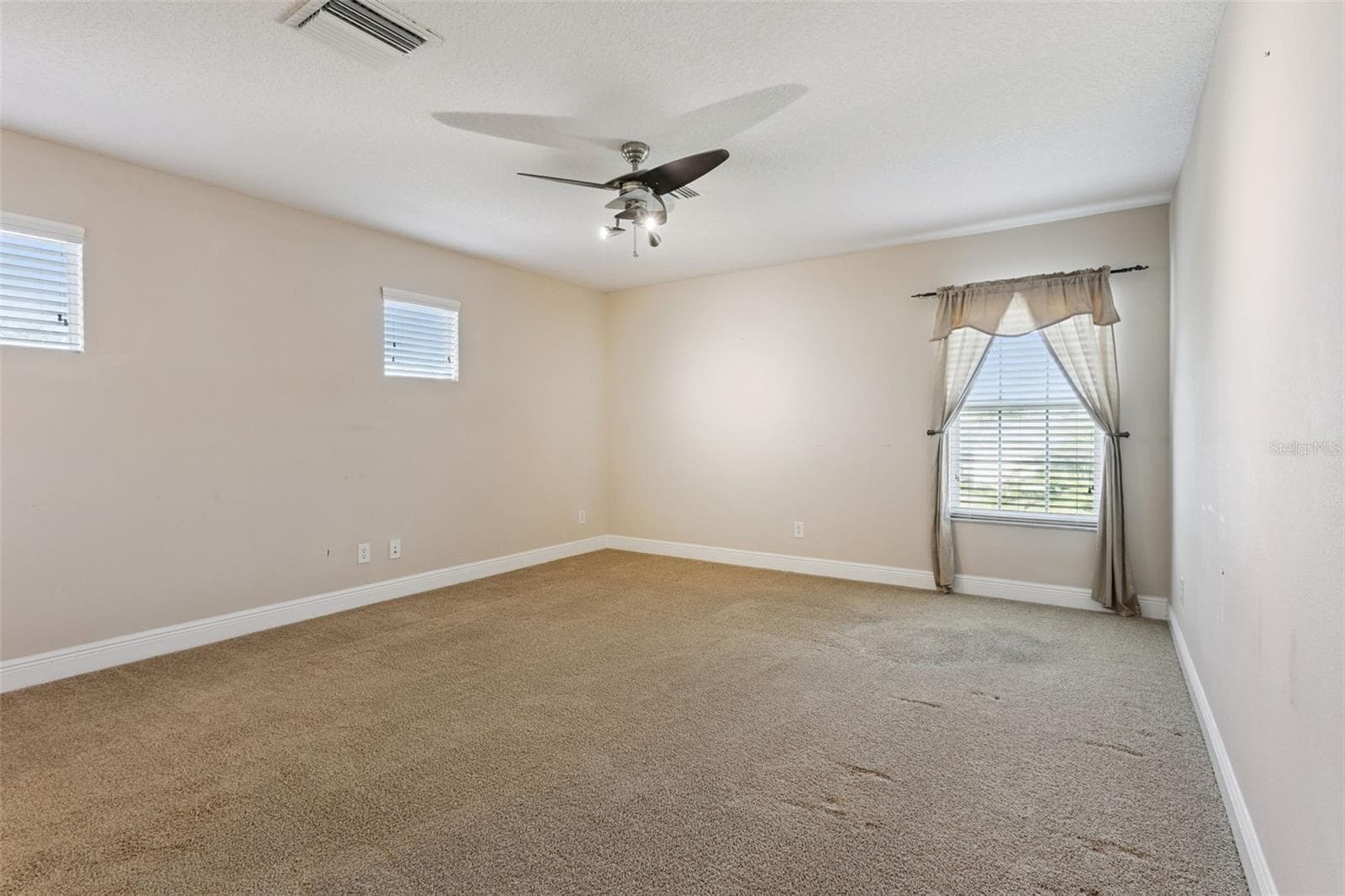 Upstairs 5th bedroom or bonus room - 3065 MURANO CT, MOUNT DORA