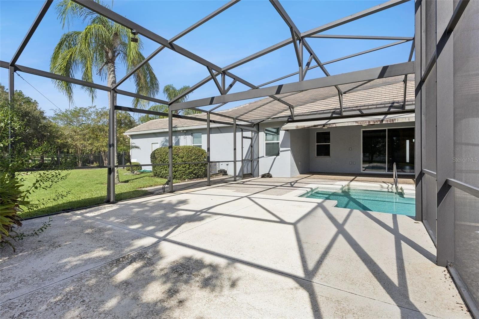 Single Family Residence at 3065 MURANO CT, MOUNT DORA, photo 33 of 47
