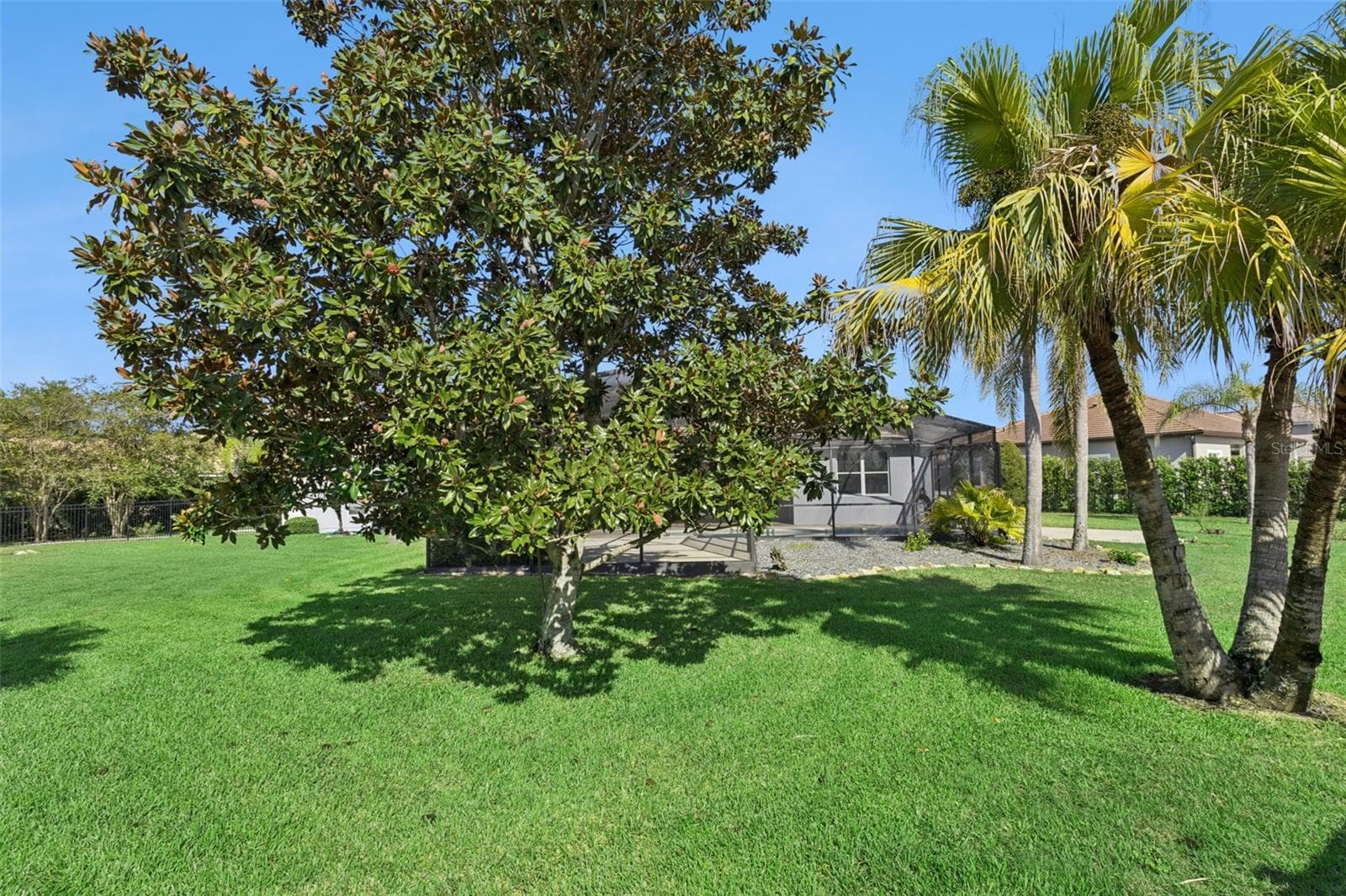 Single Family Residence at 3065 MURANO CT, MOUNT DORA, photo 37 of 47