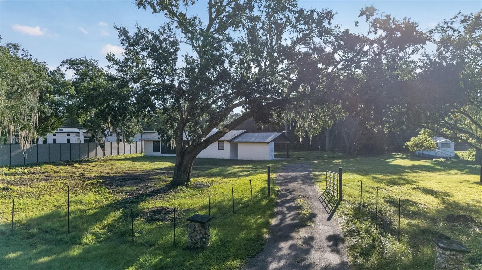 Single Family Residence at 12843 KIRBY SMITH RD, ORLANDO, photo 3 of 55