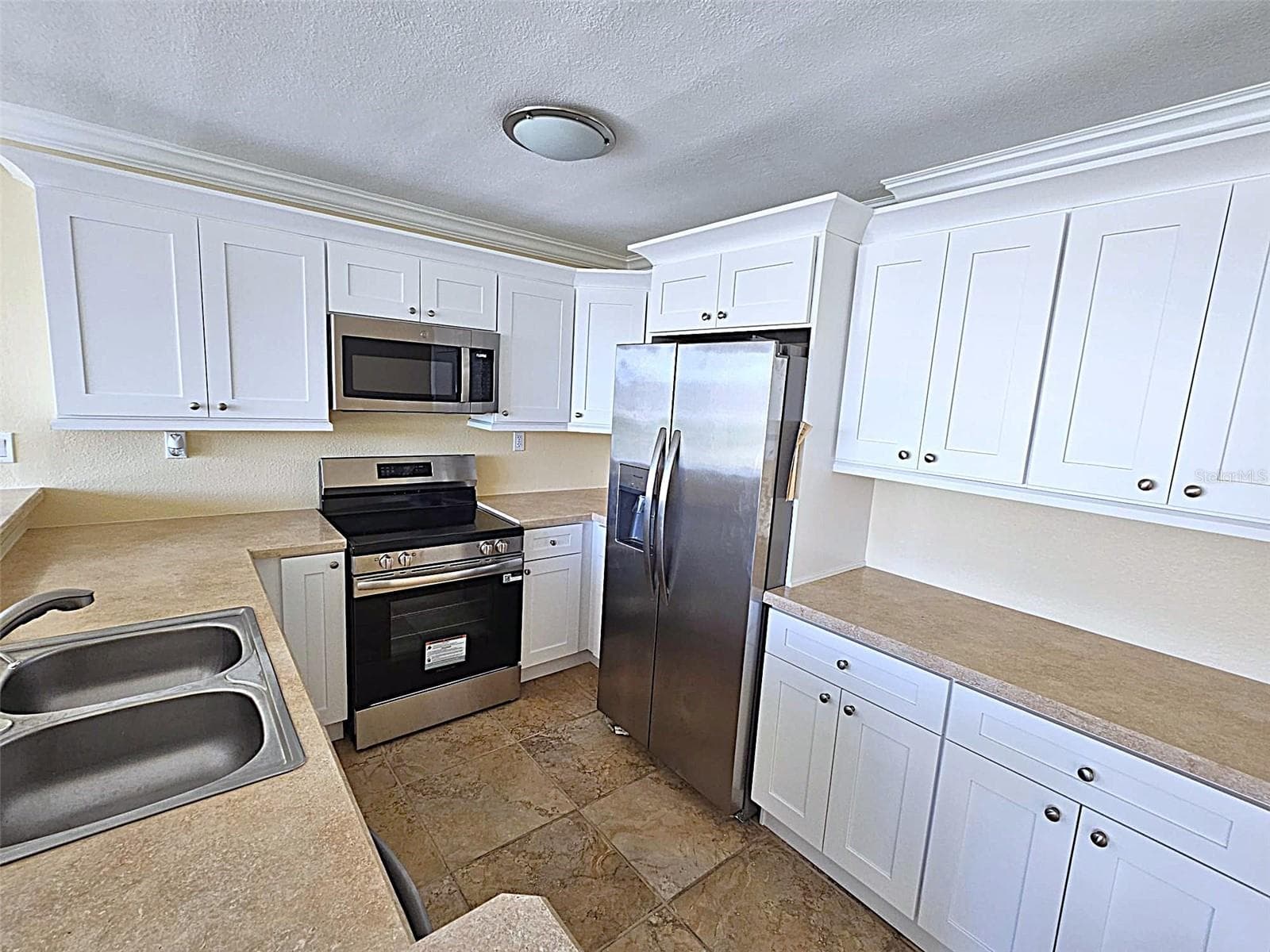 kitchen.3 - 2424 W TAMPA BAY BLVD #I102, TAMPA
