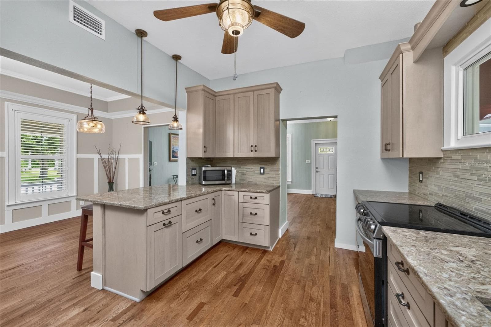 New Kitchen Cabinets and counters - 502 W MARION AVE, PUNTA GORDA