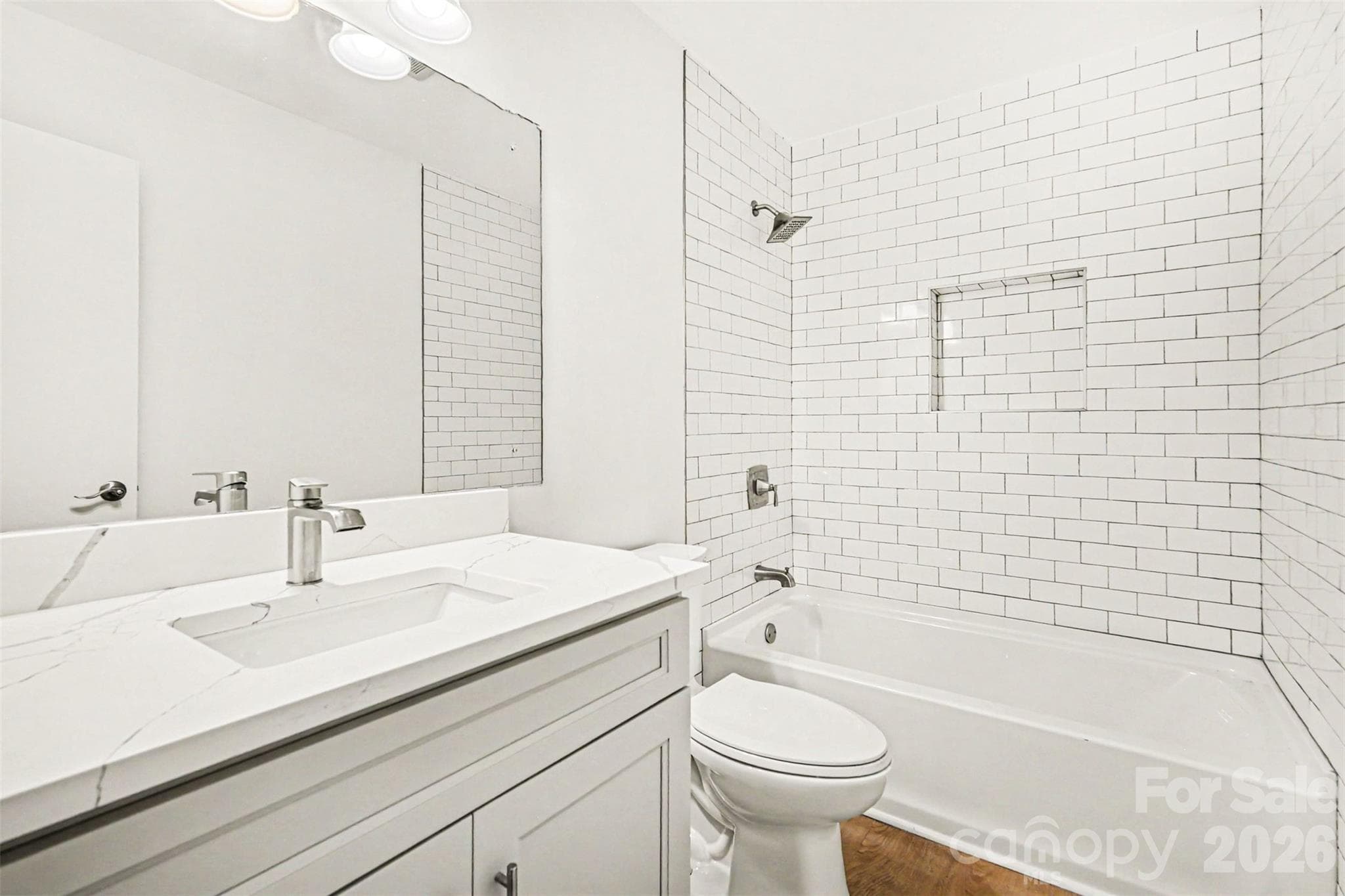 Condominium at 1231 Archdale Drive, Charlotte, photo 4 of 9