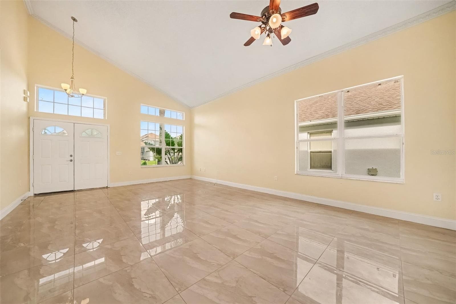 Single Family Residence at 909 DEVON CREEK RD, WINTER SPRINGS, photo 9 of 35