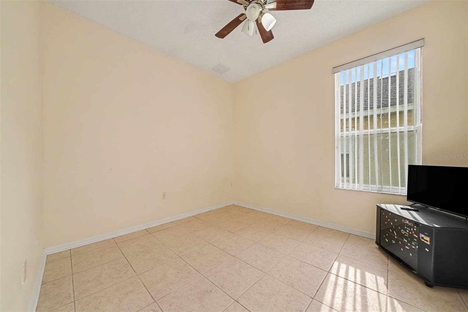 Single Family Residence at 909 DEVON CREEK RD, WINTER SPRINGS, photo 14 of 35