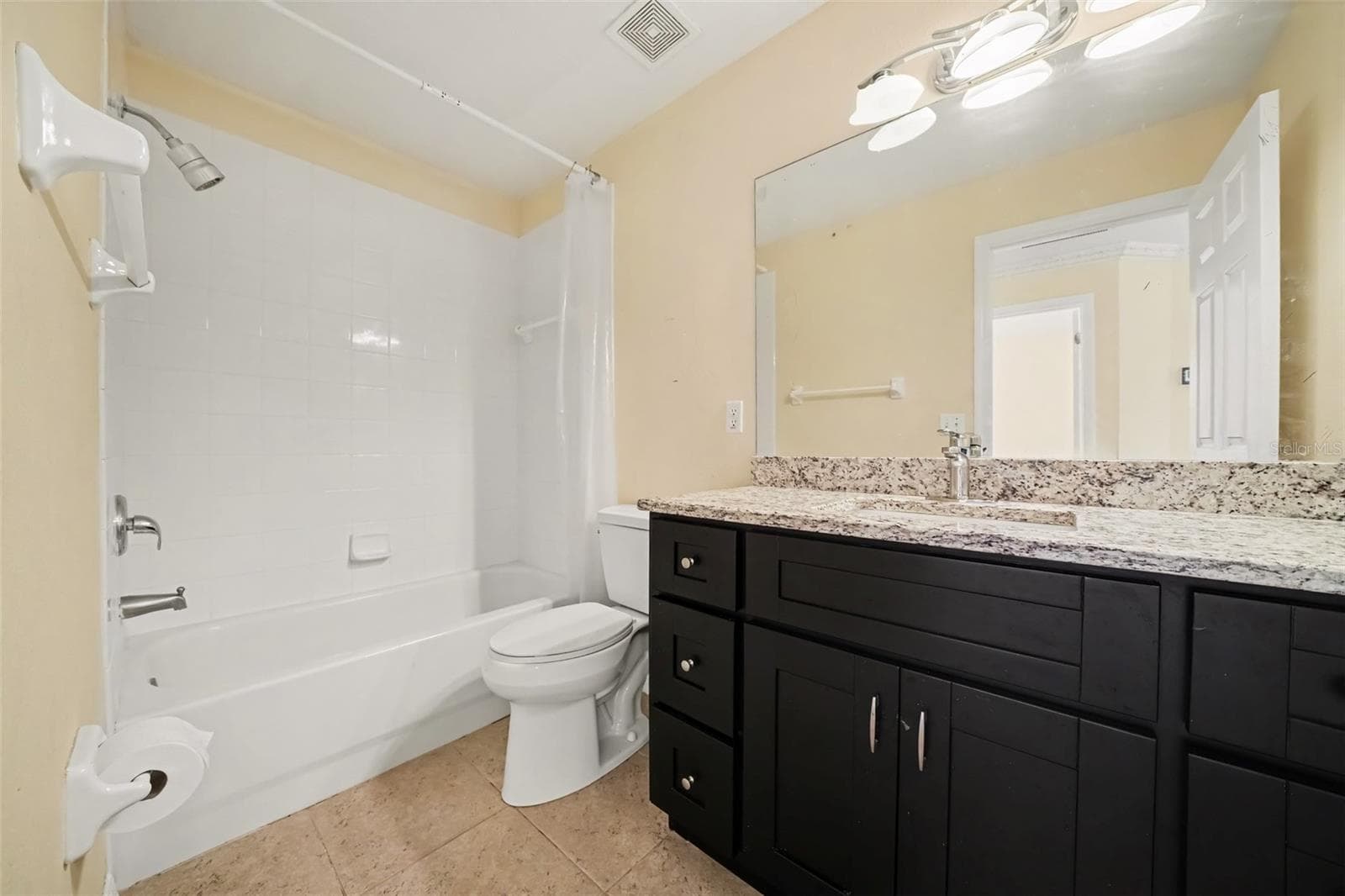 Single Family Residence at 909 DEVON CREEK RD, WINTER SPRINGS, photo 31 of 35